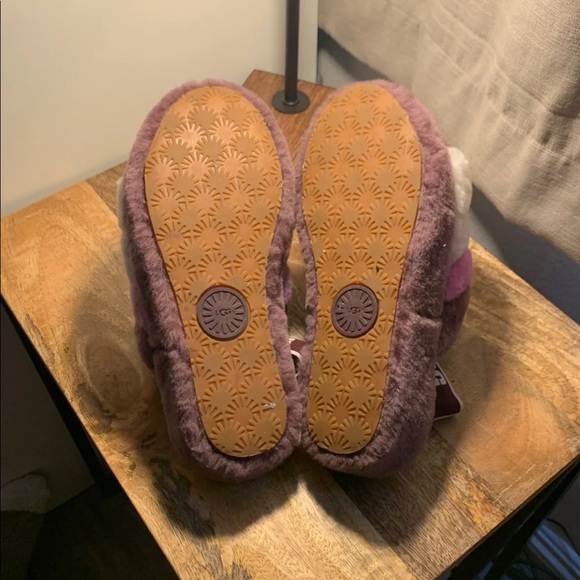 UGG slippers - Picture 4 of 4